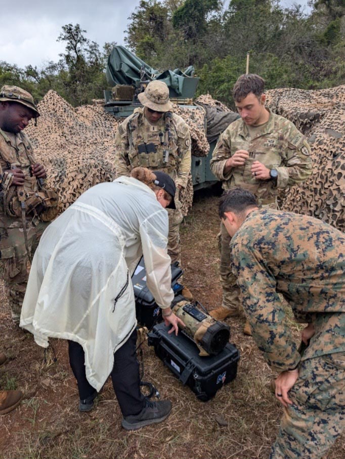 xTechDisrupt winner Mesodyne works with Soldiers at JPMRC experimentation event in Hawaii to demonstrate its fuel-agnostic, ultra-portable power generator. 